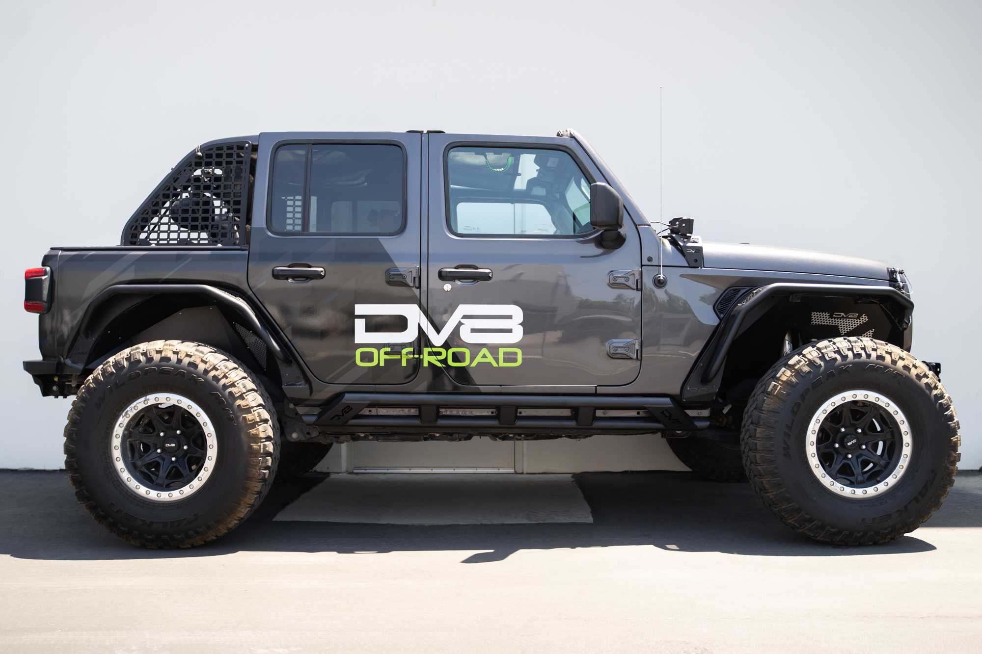 DV8 2018-2024 Jeep Wrangler JL | FS-15 Series 4-Door Rock Sliders - SRJL-07