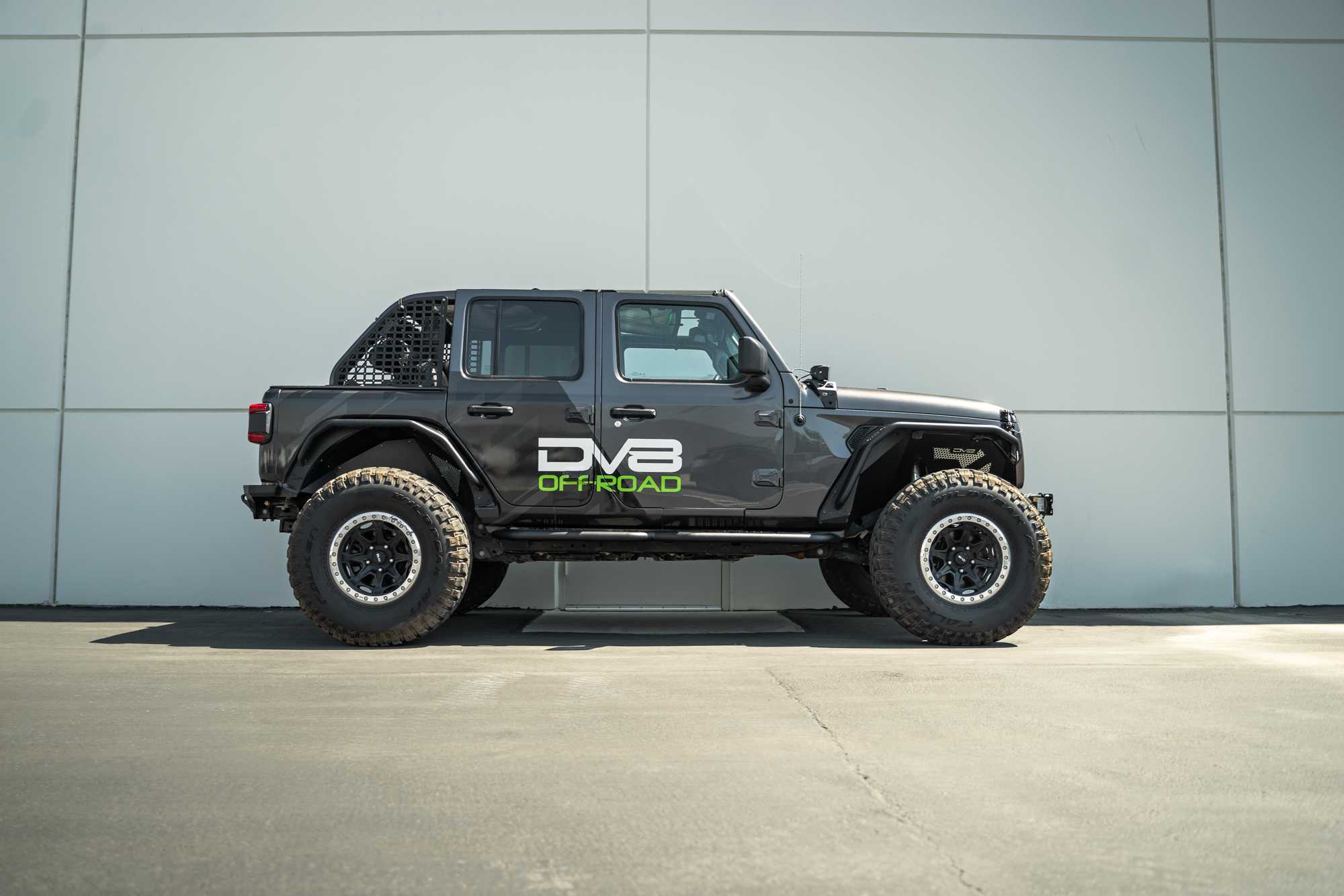 DV8 2018-2024 Jeep Wrangler JL | OE Plus 4-Door Side Steps - SRJL-08