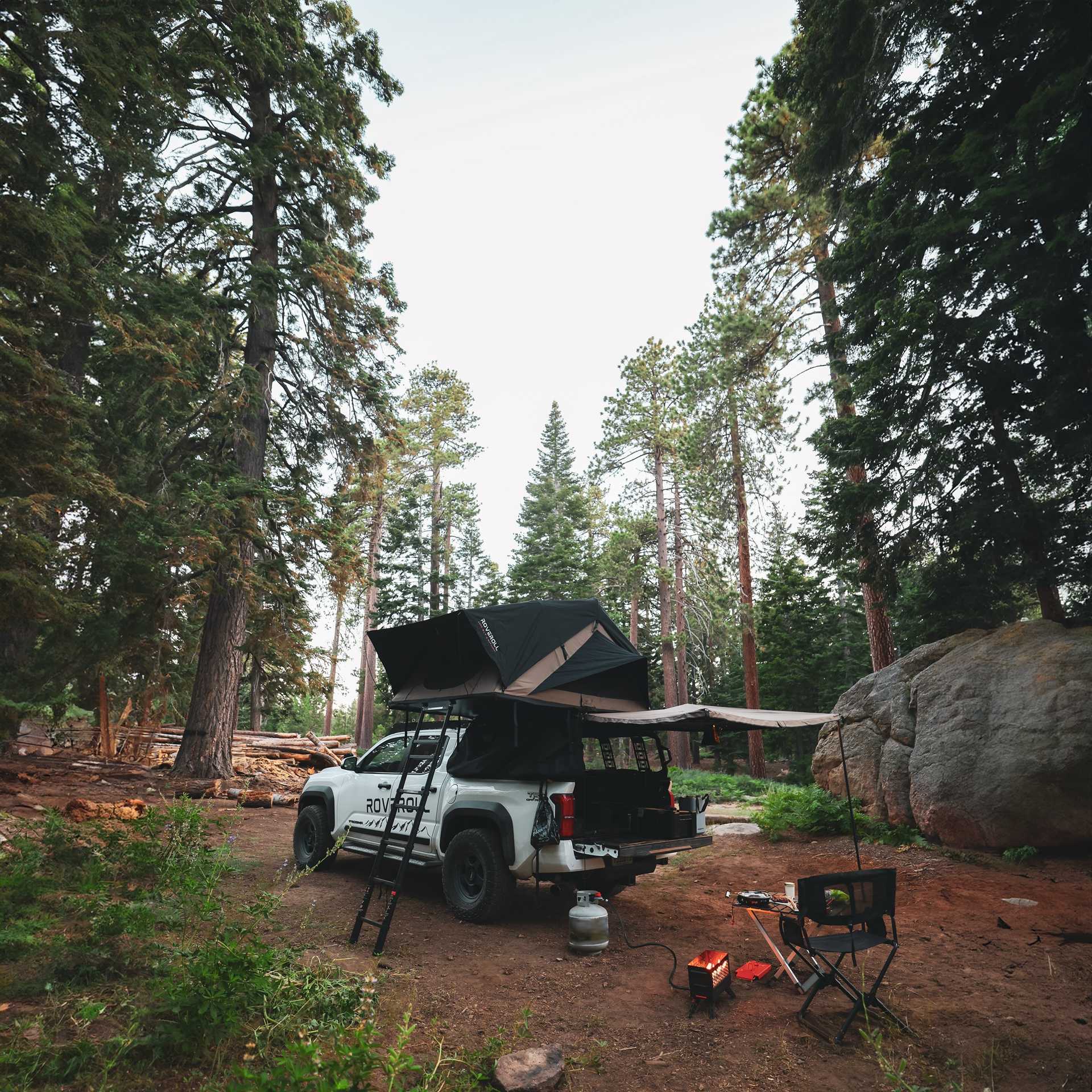 AWNING - 270 DEGREE - R - 6.5' - BLACK COVER - AW004